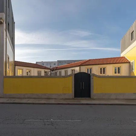 Host Wise - Elegant In The Heart Of Nyaraló