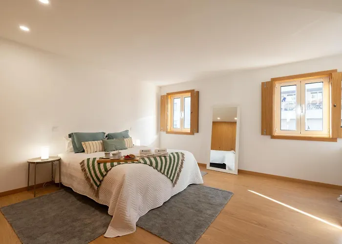 Host Wise - Elegant In The Heart Of * Oporto